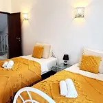 Charming Villa, Algarve With Private Pool, Sea Views And Walk To * Carvoeiro (Lagoa)
