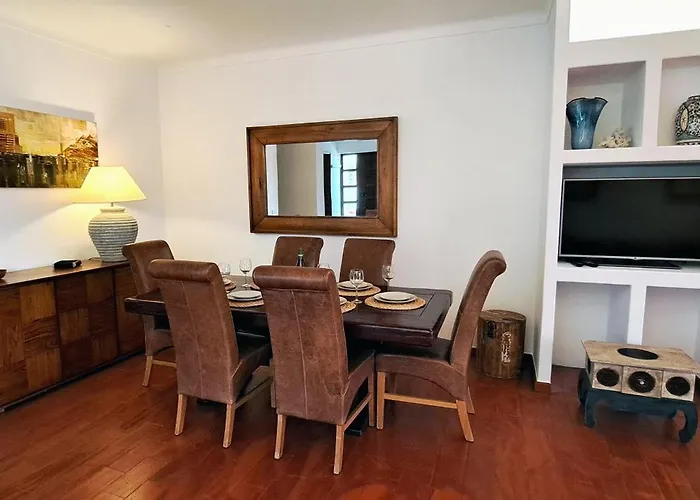 Charming Villa, Algarve With Private Pool, Sea Views And Walk To * Carvoeiro (Lagoa)