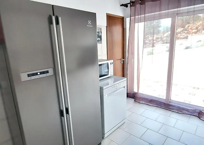 Charming Villa, Algarve With Private Pool, Sea Views And Walk To Villa Carvoeiro (Lagoa)