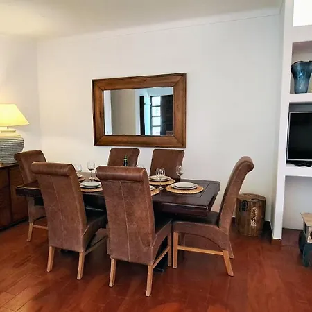 Charming Villa, Algarve With Private Pool, Sea Views And Walk To * קארבואירו