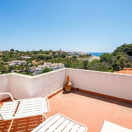 Villa Charming Villa, Algarve With Private Pool, Sea Views And Walk To