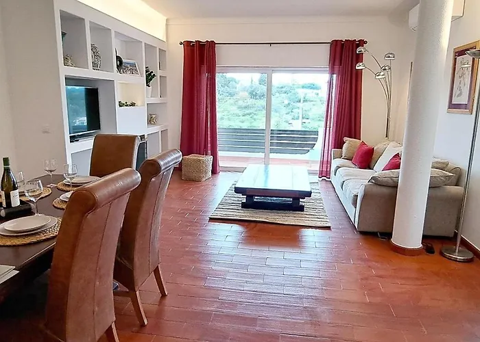 别墅 Charming Villa, Algarve With Private Pool, Sea Views And Walk To *