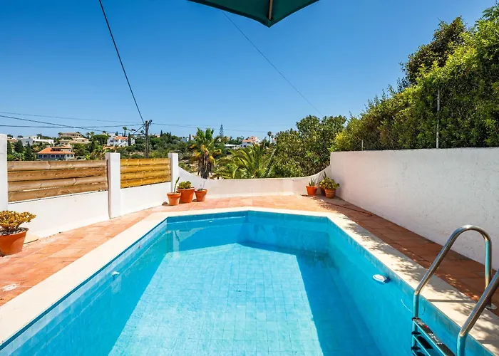 Charming Villa, Algarve With Private Pool, Sea Views And Walk To *